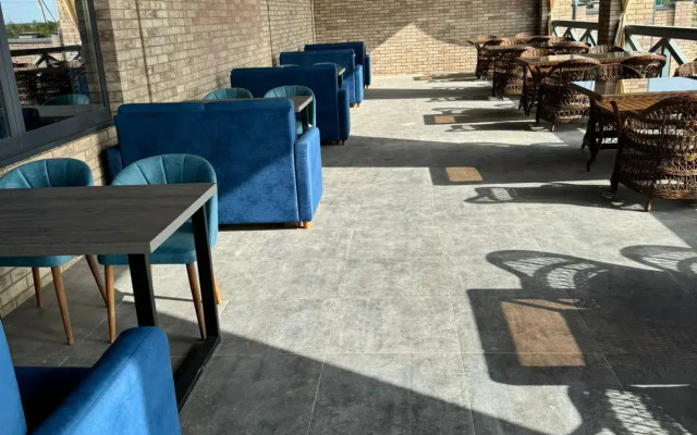 Отель ШОНДI