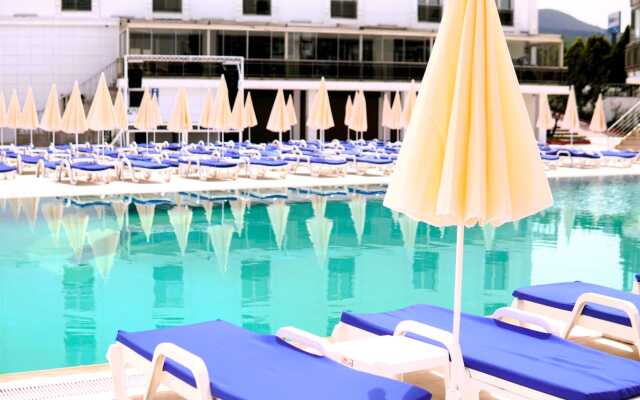 Отель Aqua Marinn Spa&Wellness