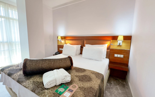 Armis Hotel