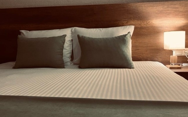 Hill Hotel Kutaisi Hotel