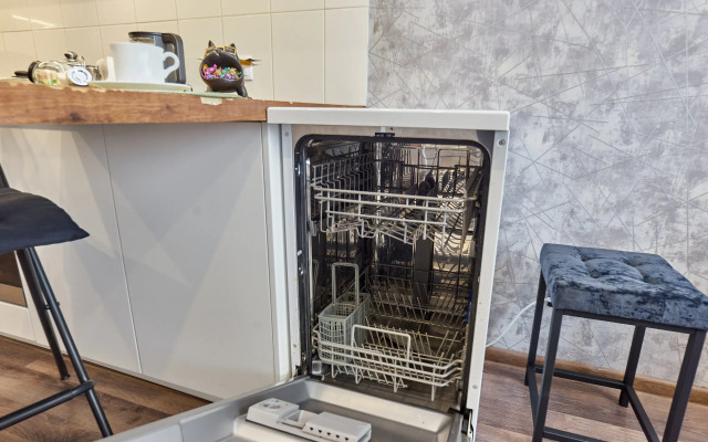 Sovremennaya Yevrodvushka V Novom Dome Na 14 Etazhe Apartments