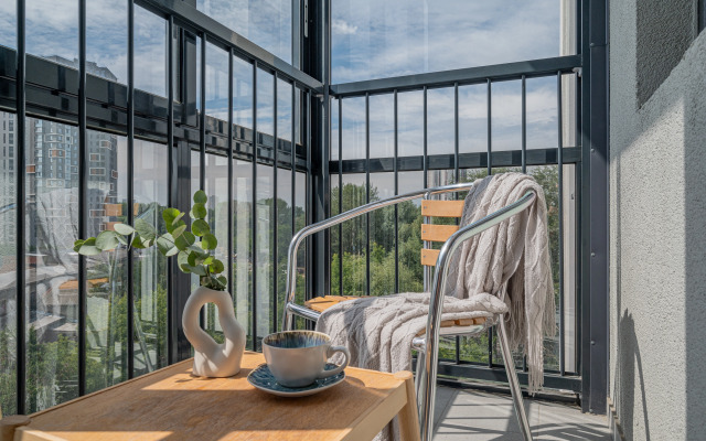 Квартира 8 Марта 202/4