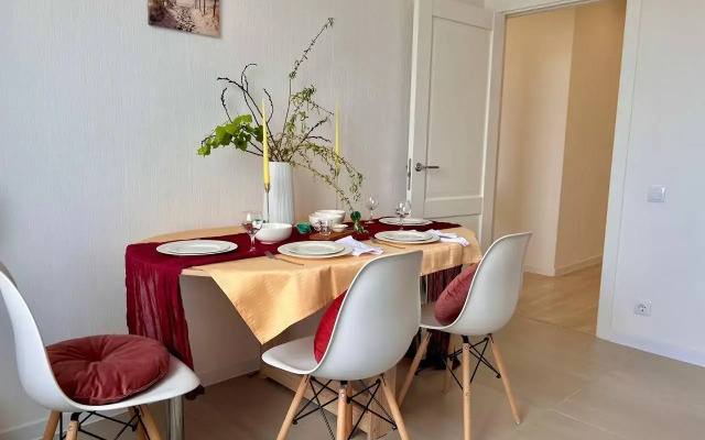 Квартира Комфортная двушка на Берзарина 32