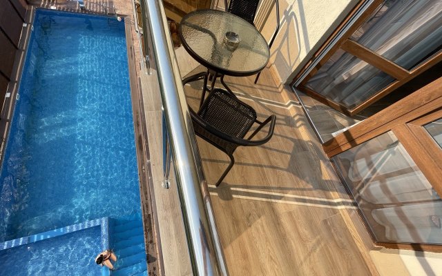 Akros Guest house