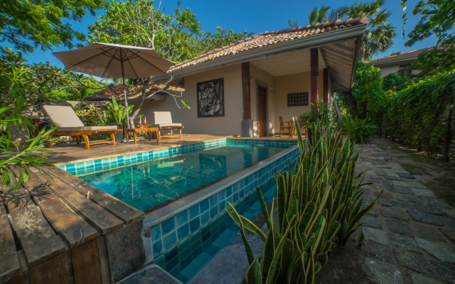 Отель Nikara Yala Beach Villas