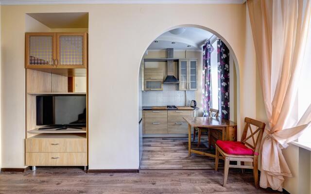 Апартаменты Народная 13