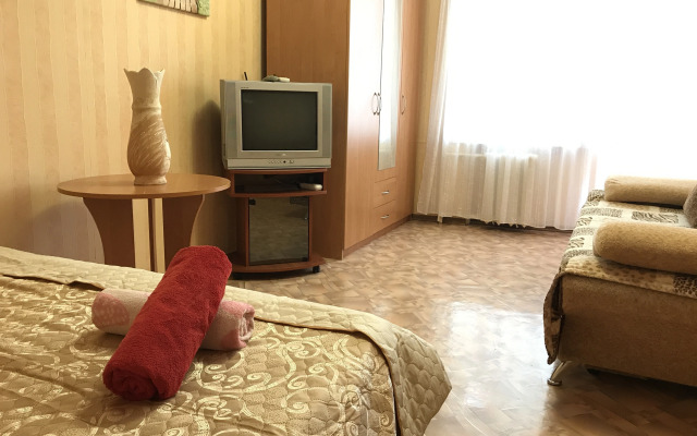 Na U. Kechkemetskaya 101 Flat