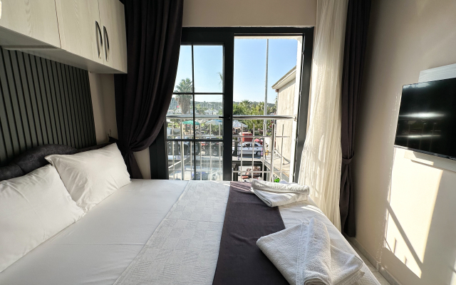 Bed&Breakfast Marina Lora Hotel