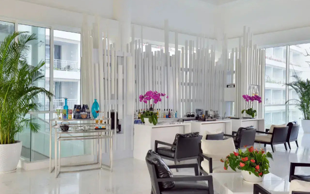 Курорт Palace Resort Yalong Bay Sanya-Villa