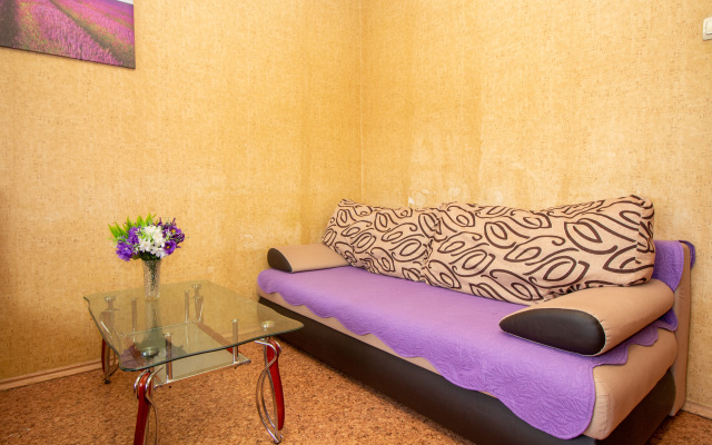 Na Molodogvardeyskoy 34 Apartment