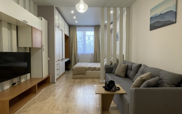 V Atmosfernom Tsentre Nemetskoy Derevni Flat