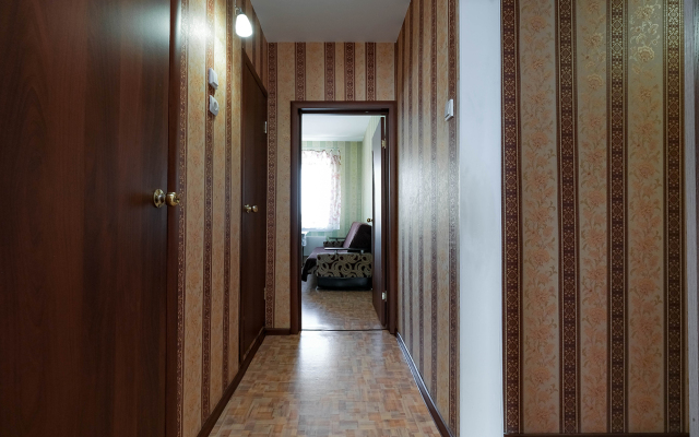 Квартира рядом с Мнтк им. Федорова и Ск Заря