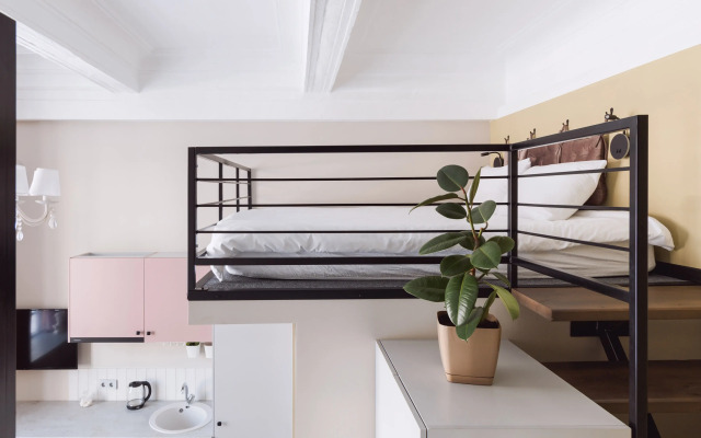 Апартаменты HomeHotel 6