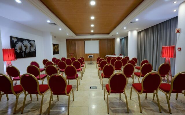 Grand Muthu Forte do Vale Hotel