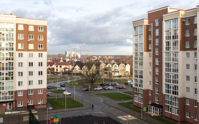 Apartwhite Flat