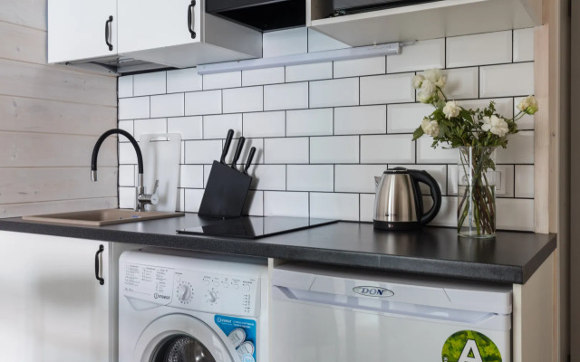 Studiya s balkonom Bombflat na Grivtsova Apartments