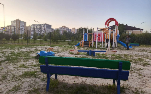 Prostornaya na Shirotnoy v Rayone Mzhk Flat