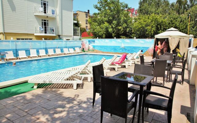 Konstantinopol Hotel