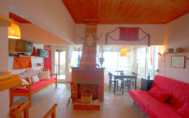 Docker BeachFront House Vourvourou Villa