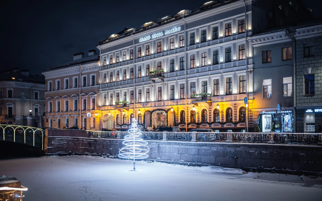 Grand Hotel Moika 22