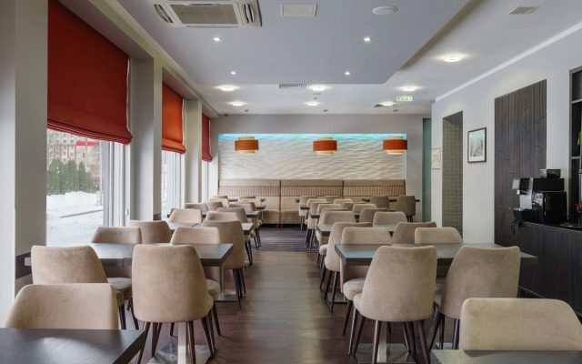 Cosmos Smart Voronezh Hotel
