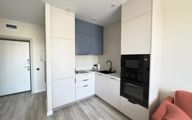 Chetyrekhmestnaya Dizaynerskaya V Tsentre Goroda Flat