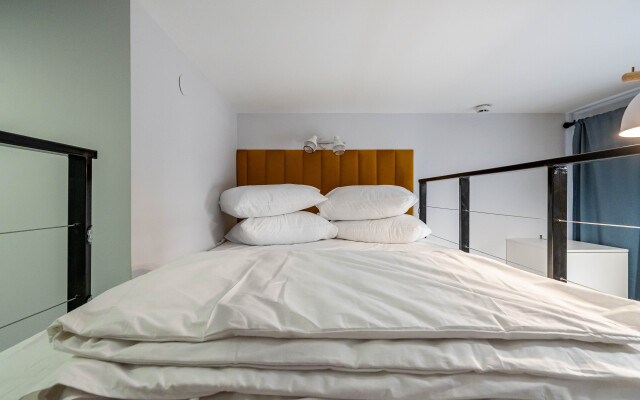 Апартаменты Уютная Двухуровневая Квартира Студия в Центре Города