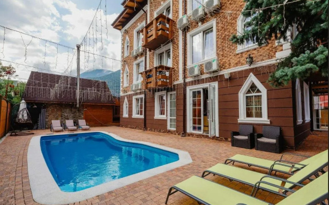 Usadba Hotel