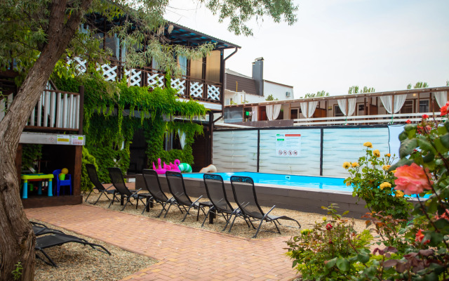 Belaya Derevnya Hotel