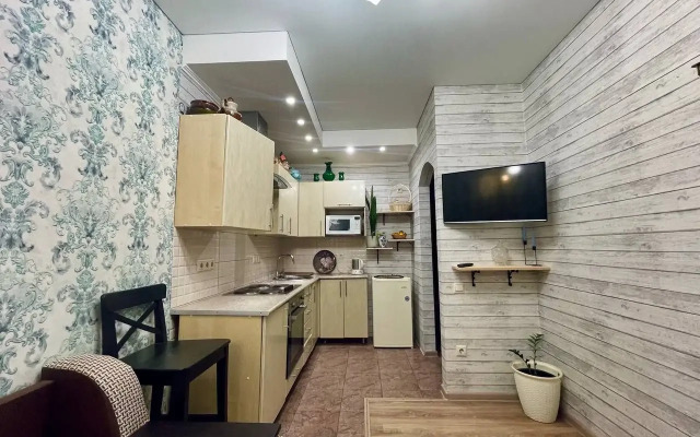 Pihtoviy sad ot akamoz Flat