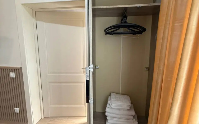 Smart Sirius Guest House