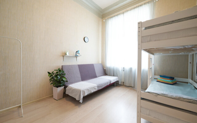 Apartments ARSENIKA near the metro and park, 10 minutes drive from the Kremlin