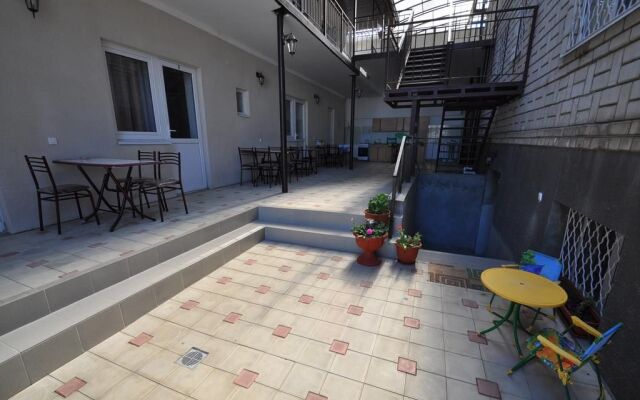 Aleksandra Guest House