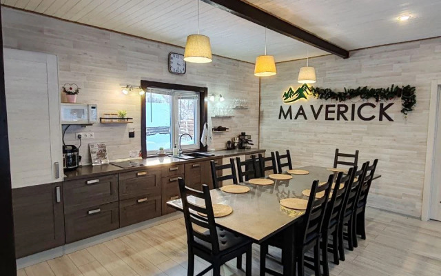 Maverick na 14 chelovek Guest house