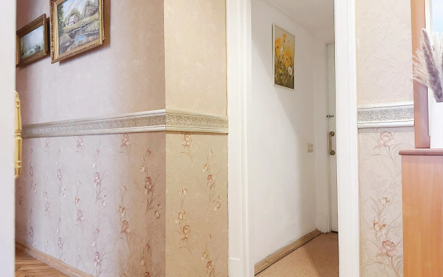 Chetyrekhkomnatnaya Natali Apart V Tsentre Moskvy Flat