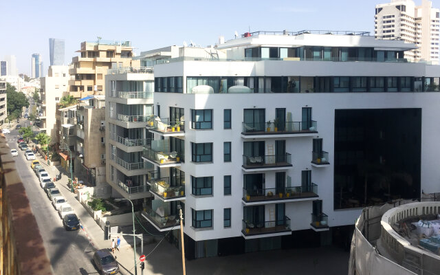 Prime Location Studio in Tel Aviv Apartments