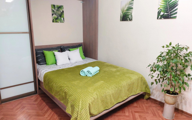 Апартаменты Уютные Однокомнатные на Гладкова 25б