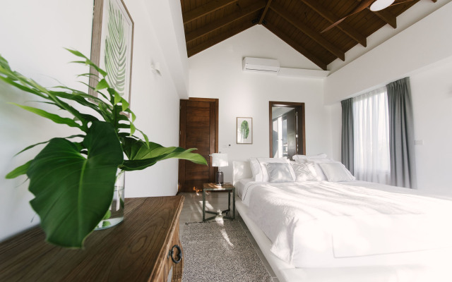 Large Cap Cana at Yarari Villa