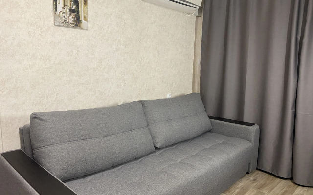 V Tsentre Goroda Shakhty Flat