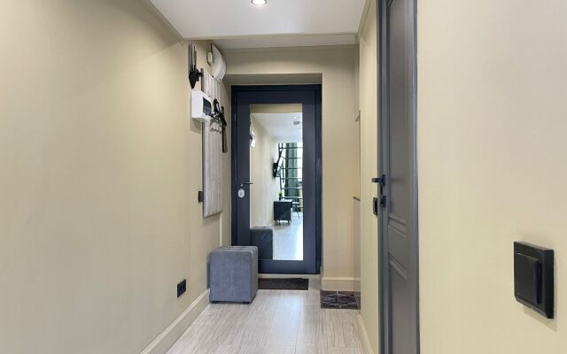 Uyutnye Sovremennye Vmestitelnye Apartamenty 615 Apartments