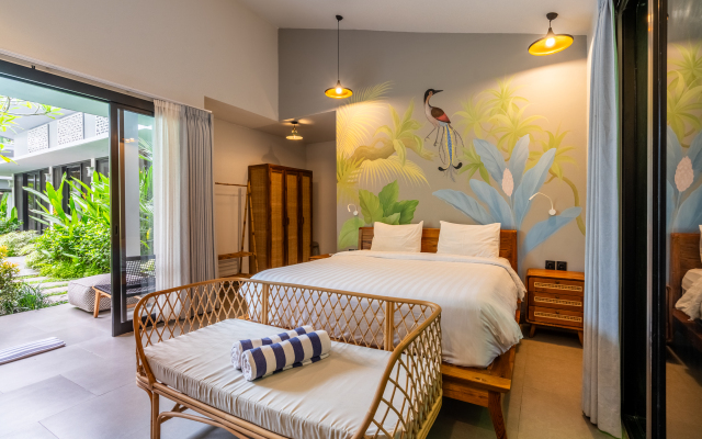 Chakola with Koi Pond Villa