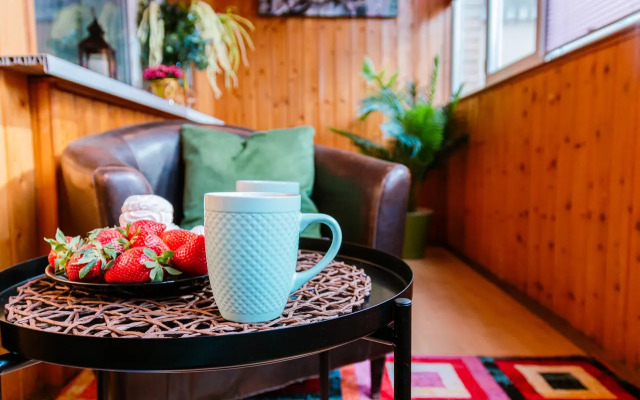 Квартира Прoсторнaя трехкомнатная