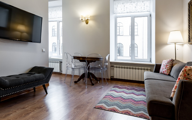 Квартира возле Спаса на крови