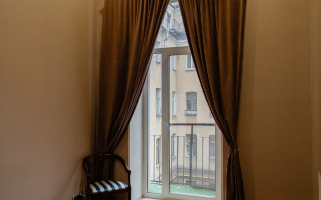 Trekhkomnatnyye Apartamenty s Dzhakuzi na Bol'shoy Morskoy 19 Apartments