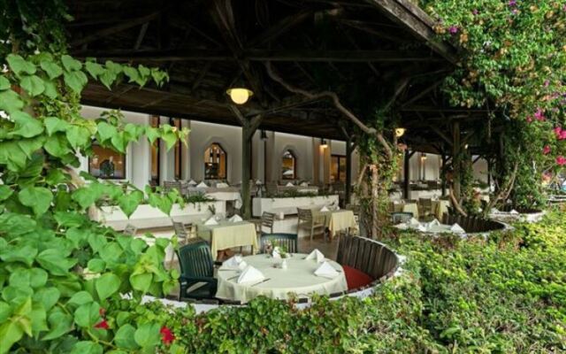 Ozkaymak Marina Hotel