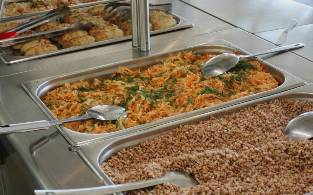 Imeni Chelyskintsev Hotel