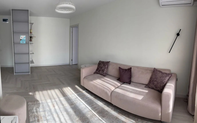 Квартира на Коломейцева 8