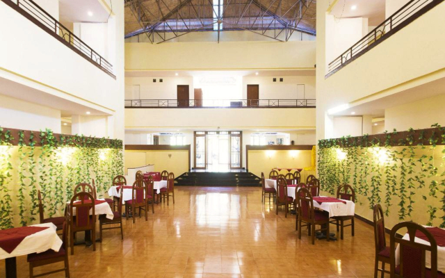 The DhanHills Hotel