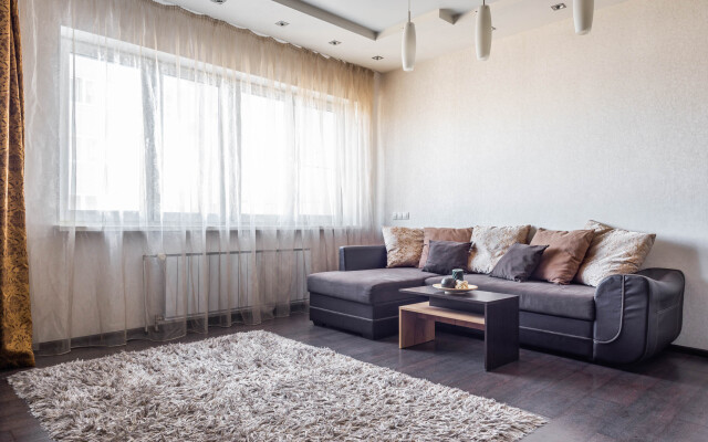 Апартаменты На Юмашева 13