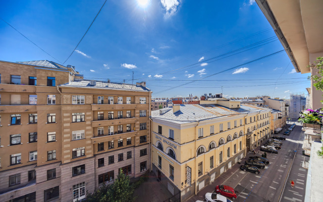 Квартира Дизайнерская Трехкомнатная Квартира